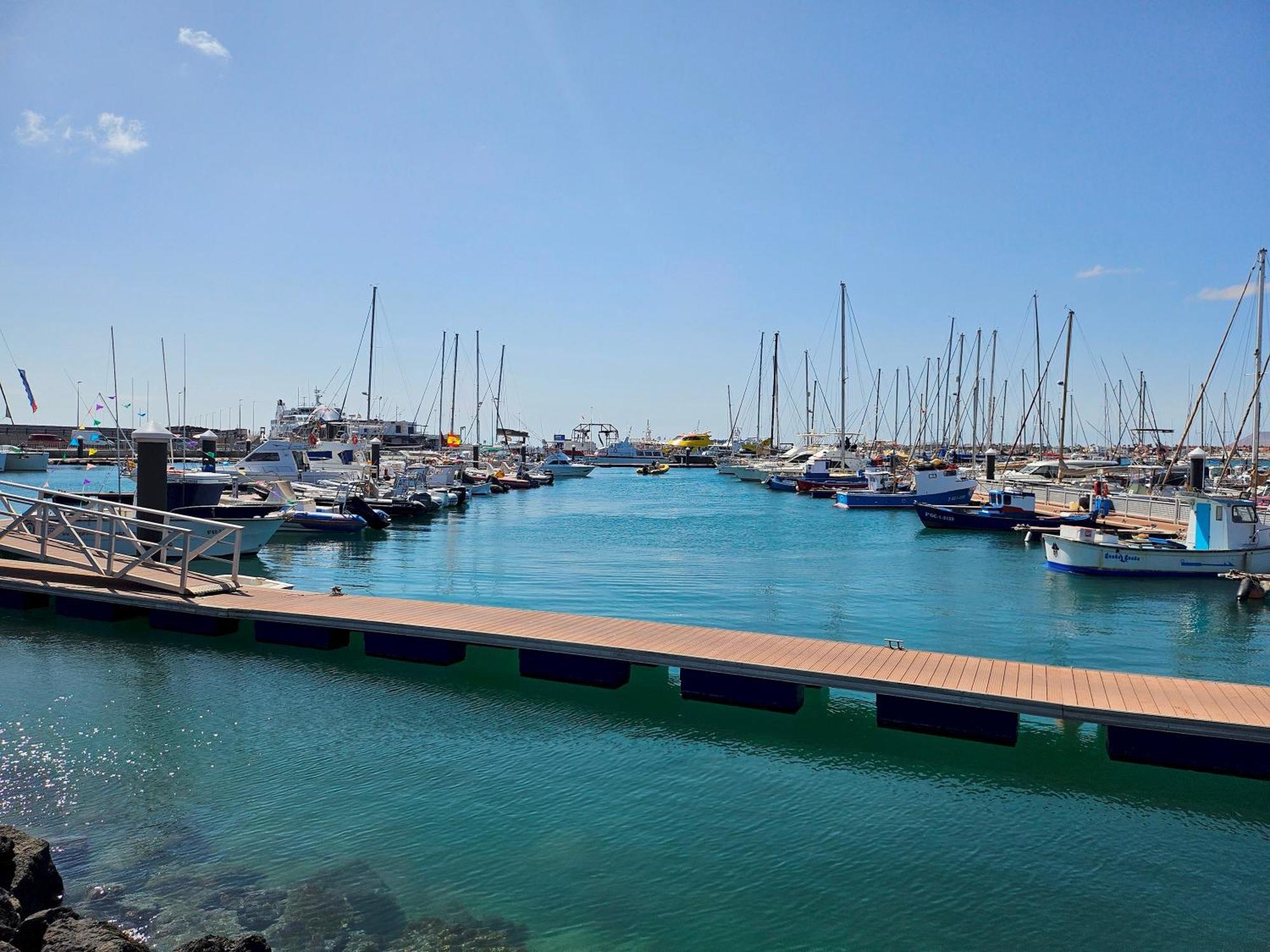 Corralejo Coliving By Amazzzing Travel Hostel Luaran gambar